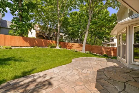 $530,000 | 14610 West 83rd Street, Lenexa, KS 66215