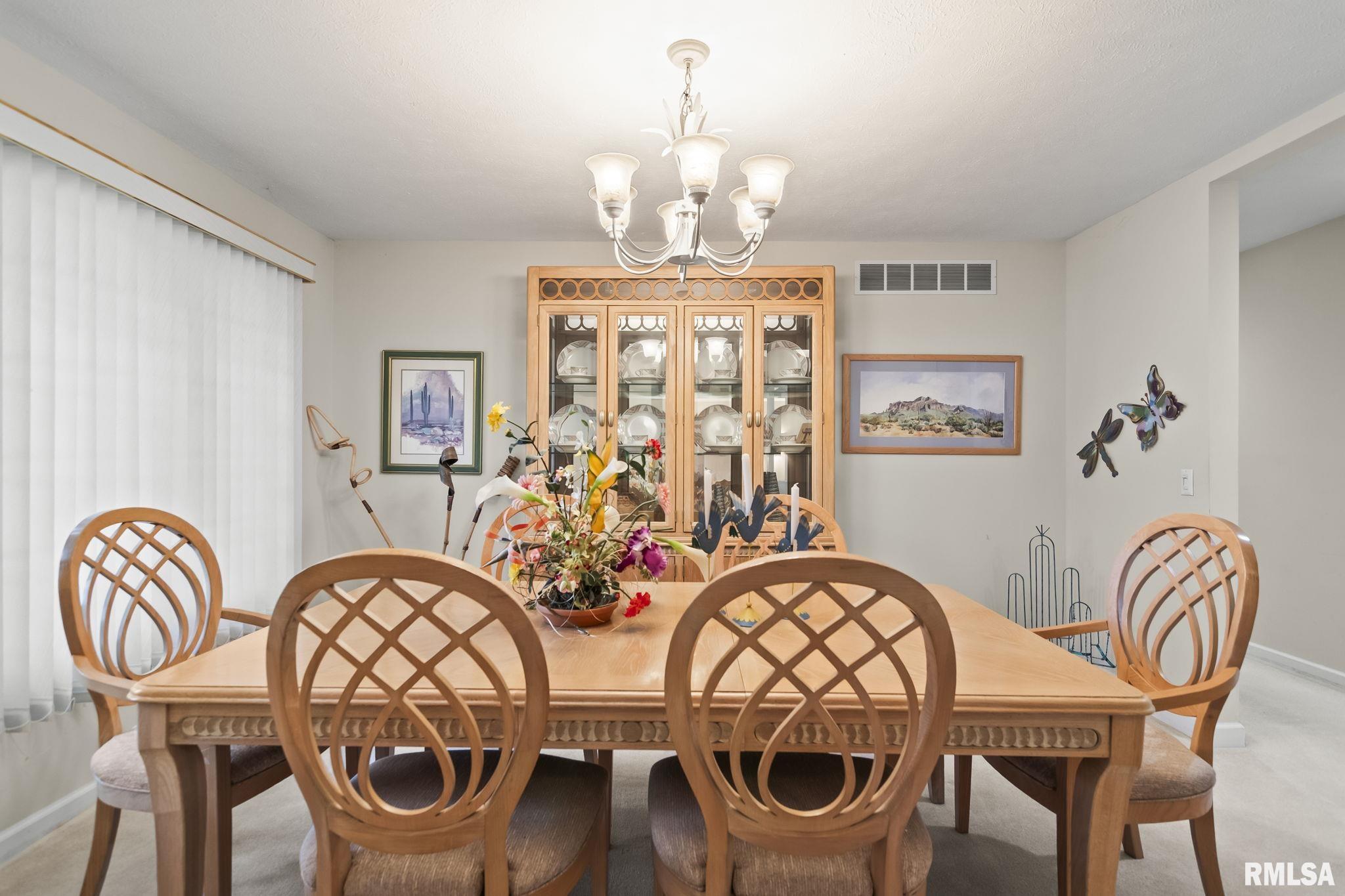 4509 Blackwolf Road Springfield, IL 62711 - Photo 9 of 61