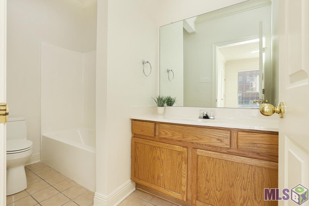 4464 Highland Road, Unit 402 Baton Rouge, LA 70808 - Photo 16 of 19
