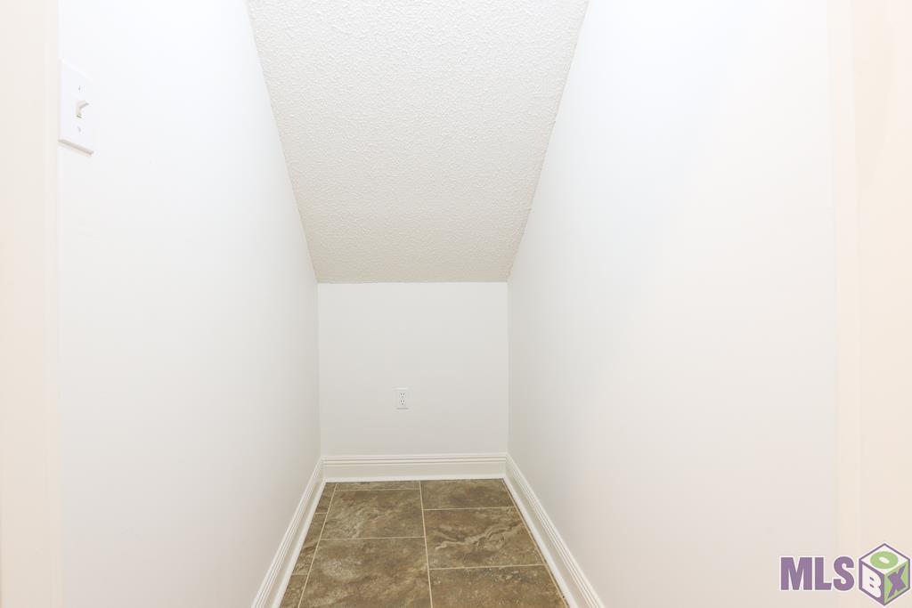 4464 Highland Road, Unit 402 Baton Rouge, LA 70808 - Photo 18 of 19