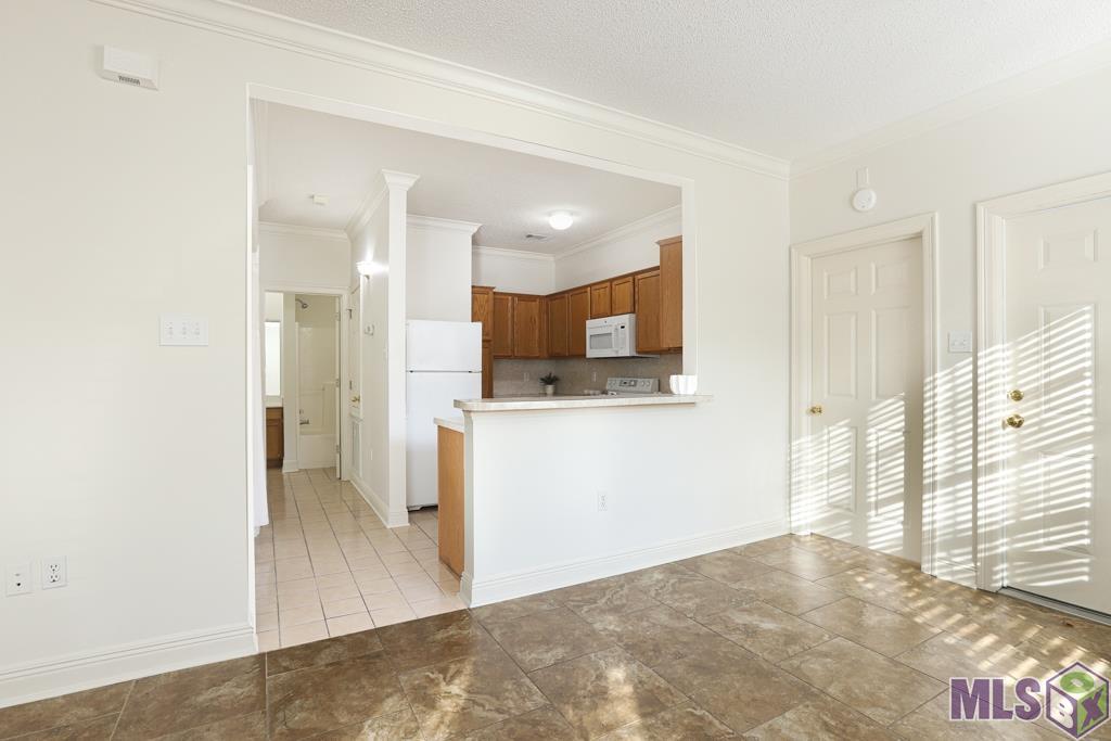 4464 Highland Road, Unit 402 Baton Rouge, LA 70808 - Photo 7 of 19
