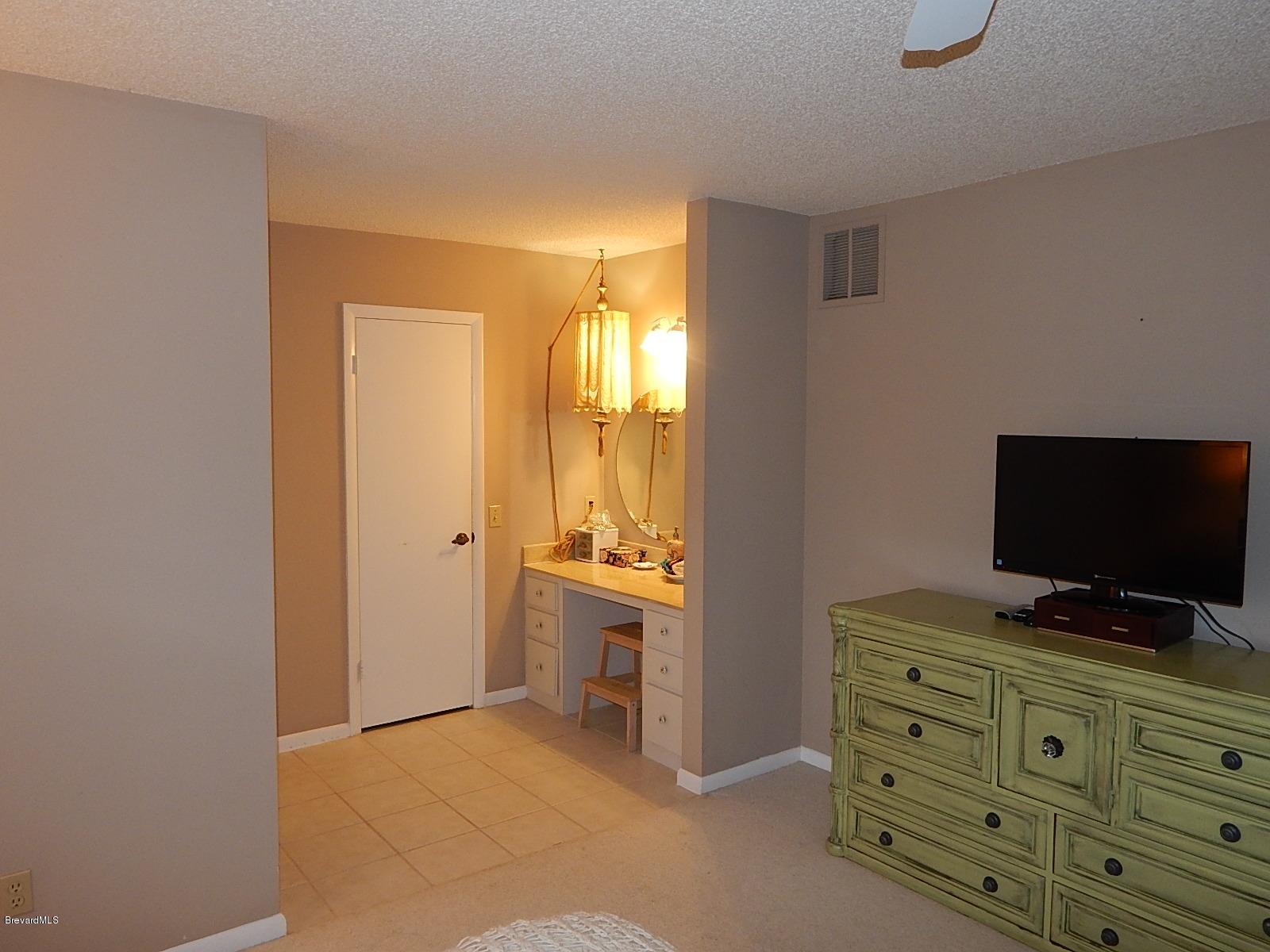 674 Caribbean Road Satellite Beach, FL 32937 - Photo 12 of 20 019