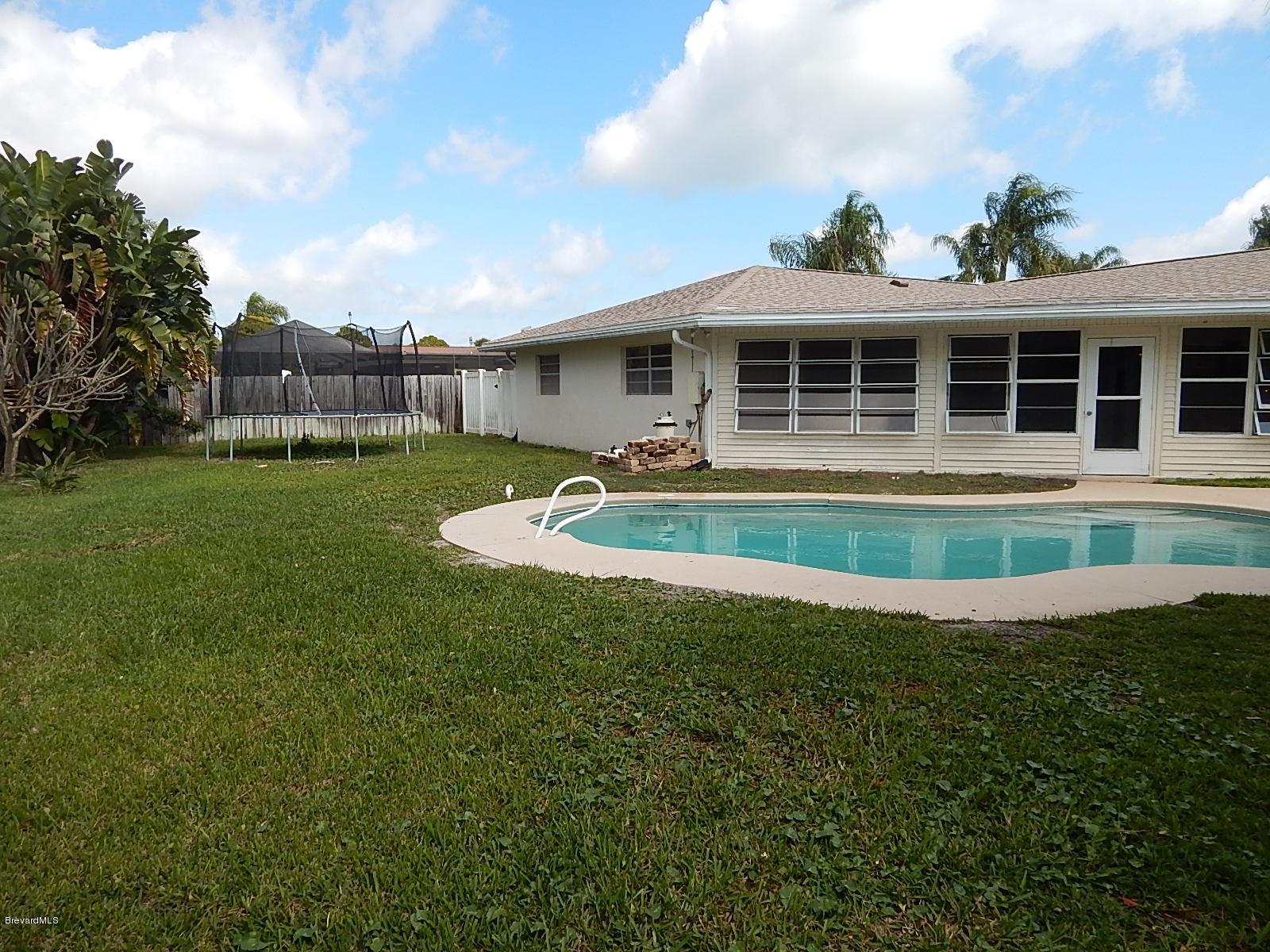 674 Caribbean Road Satellite Beach, FL 32937 - Photo 5 of 20 008