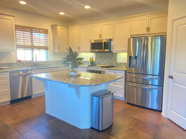 $4,950 | 8491 Christopher Ridge Terrace, San Diego, CA 92127