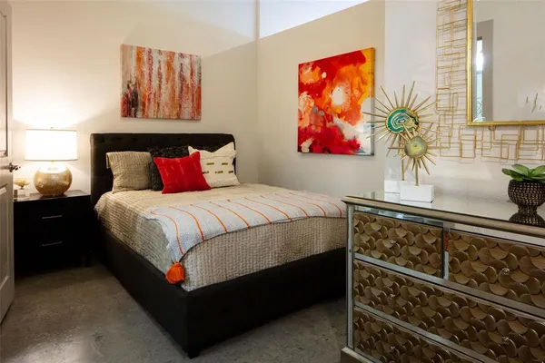 $1,390 | 6000 Gaston Avenue, Unit 206, Dallas, TX 75214