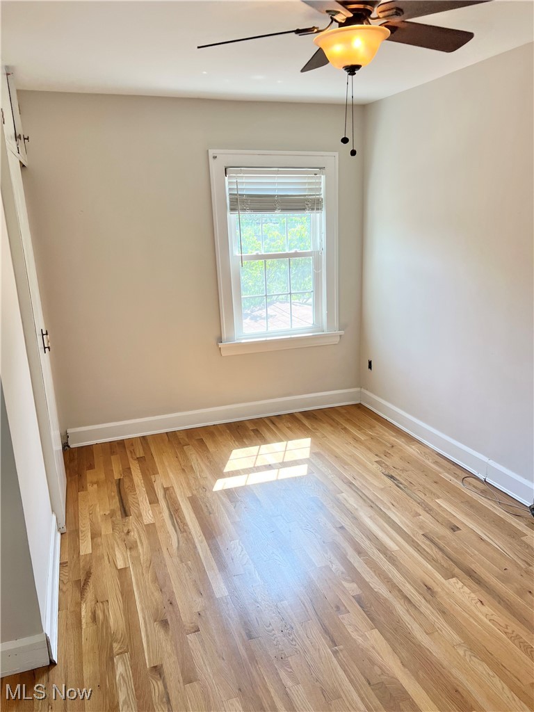 6139 Turney Road Cleveland, OH 44125 - Photo 15 of 20 2nd bedroom