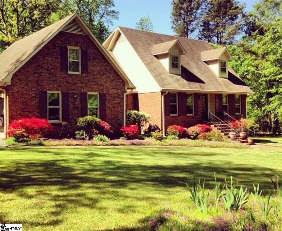 7 Moores Ridge Road Roebuck, SC 29376 - Photo 1 of 32