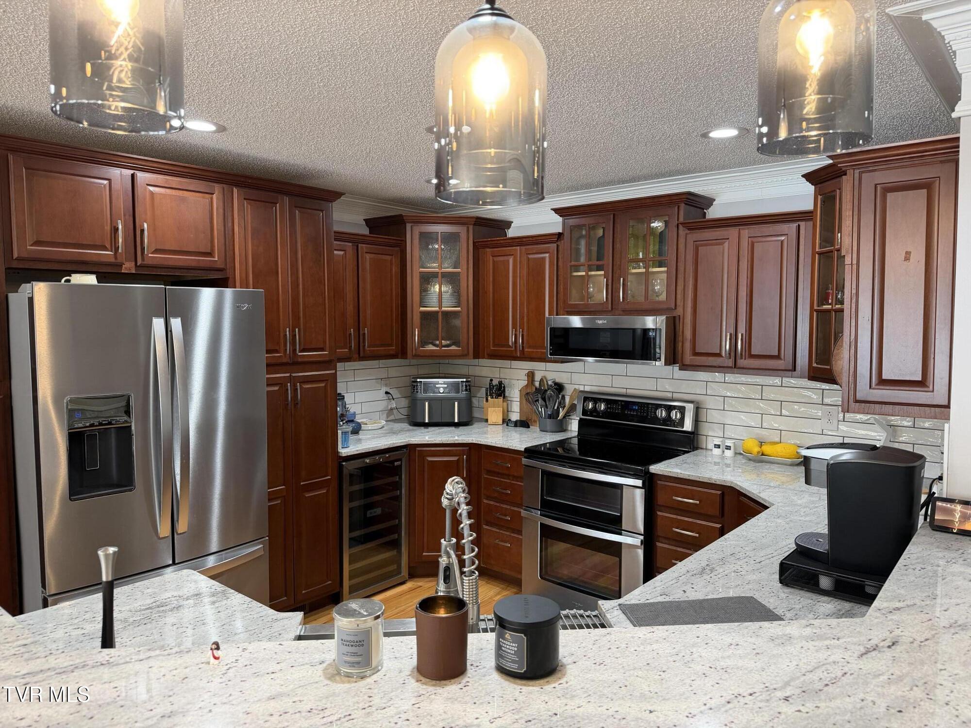 877 Summer Sound Road Piney Flats, TN 37686 - Photo 10 of 94 108