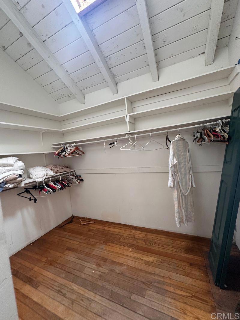 507 West Rustic Road Santa Monica, CA 90402 - Photo 24 of 41 Gallery Image 24