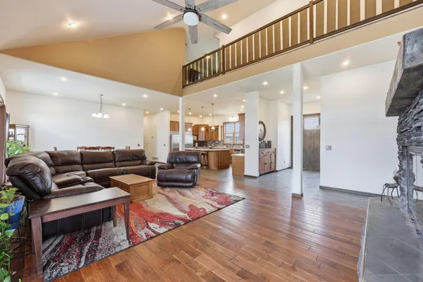 $939,999 | 5365 159th Avenue Southeast, Kindred, ND 58051