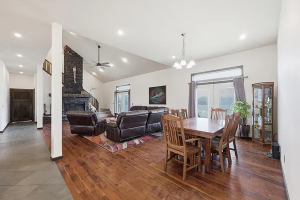 $939,999 | 5365 159th Avenue Southeast, Kindred, ND 58051