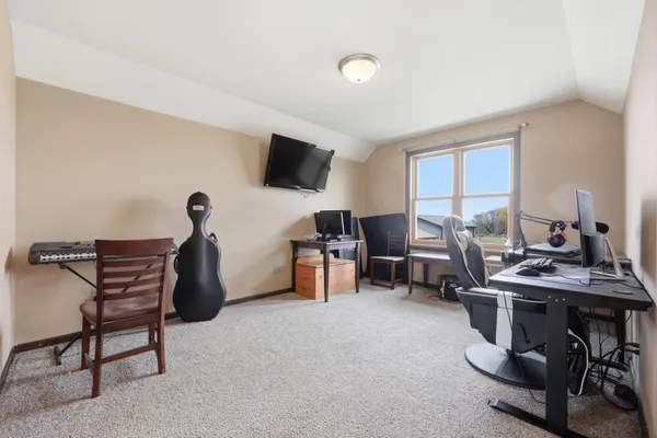 $939,999 | 5365 159th Avenue Southeast, Kindred, ND 58051