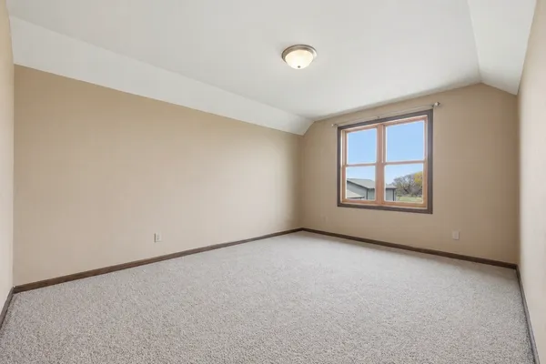 $939,999 | 5365 159th Avenue Southeast, Kindred, ND 58051