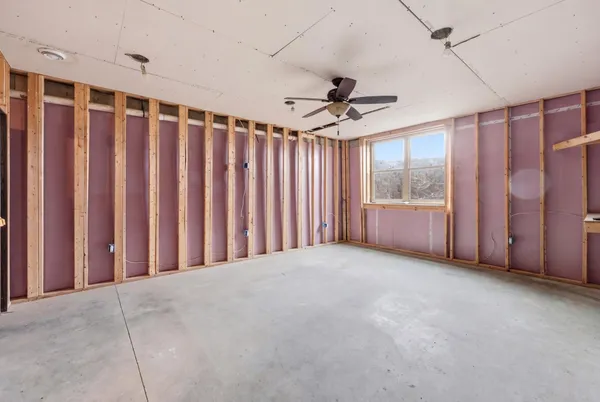$939,999 | 5365 159th Avenue Southeast, Kindred, ND 58051