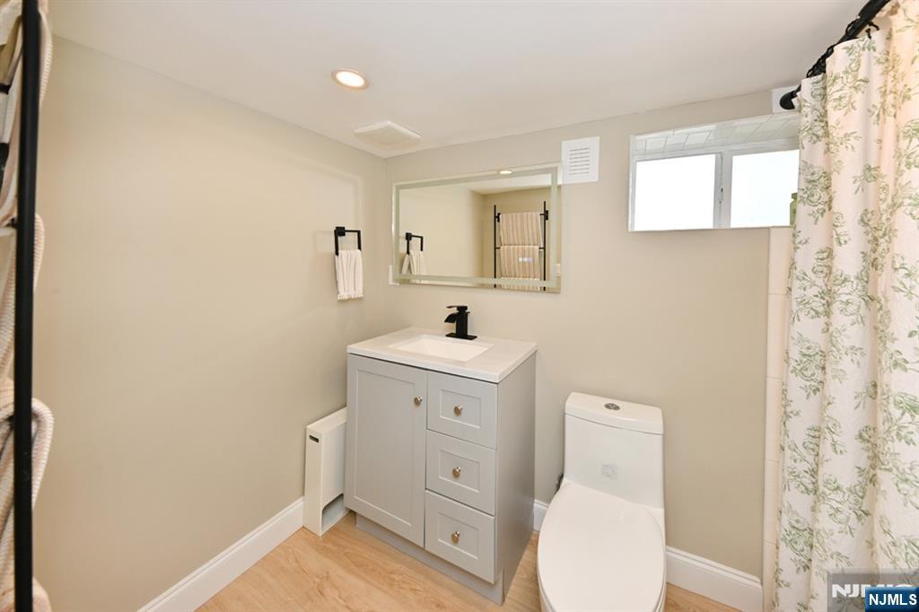 401 Chestnut Street Nutley, NJ 07110 - Photo 21 of 43