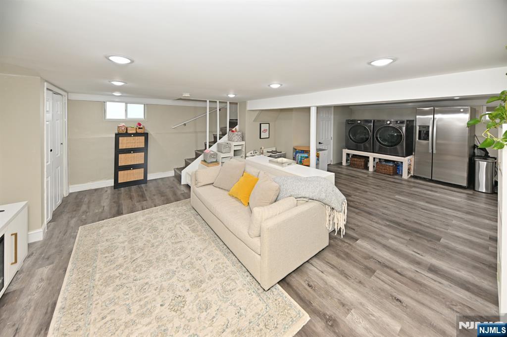 401 Chestnut Street Nutley, NJ 07110 - Photo 23 of 43