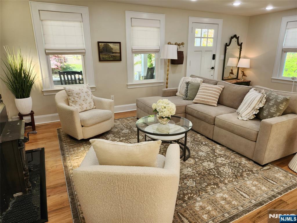 401 Chestnut Street Nutley, NJ 07110 - Photo 5 of 43