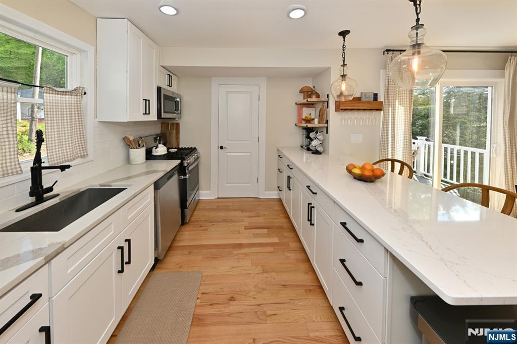 401 Chestnut Street Nutley, NJ 07110 - Photo 9 of 43