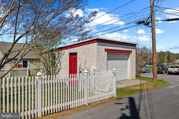 $224,900 | 308 Redwood Street, Harrisburg, PA 17109