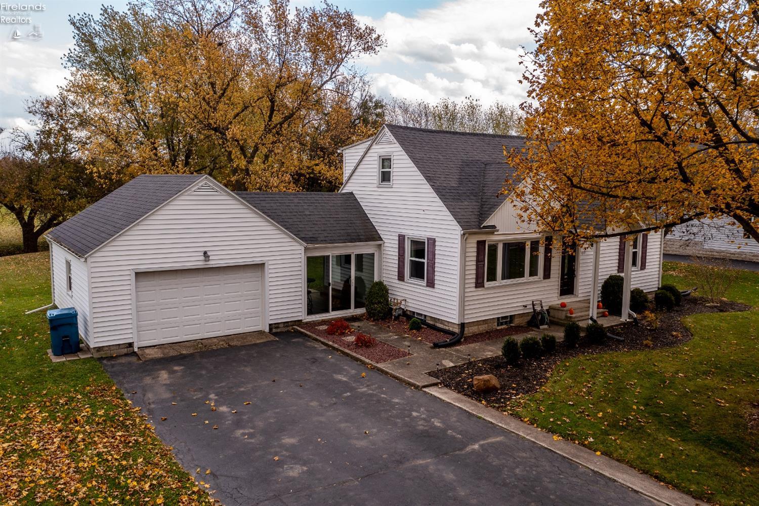 617 Tucker Road Fremont, OH 43420 - Photo 1 of 25 Gallery Image 1