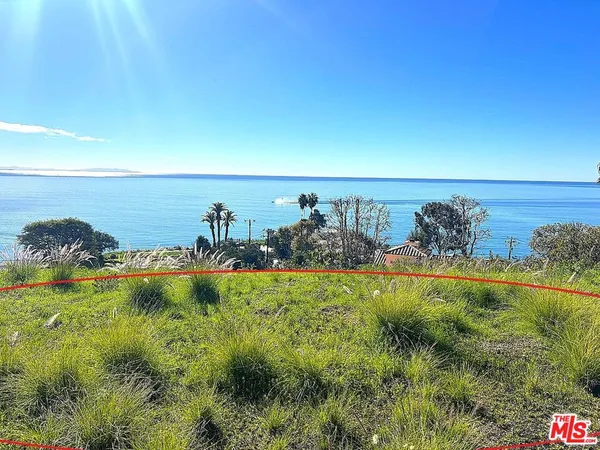 $895,555 | 20963 Las Flores Mesa Drive, Malibu, CA 90265