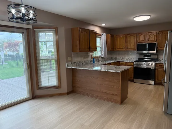 $3,200 | 5106 Turnberry Court, Plainfield, IL 60586