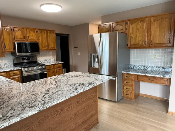 $3,200 | 5106 Turnberry Court, Plainfield, IL 60586