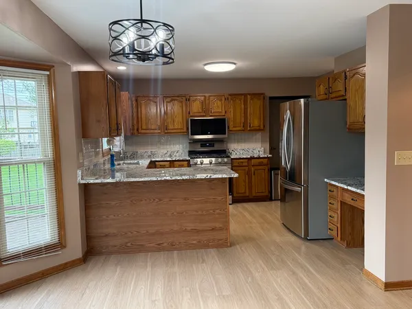 $3,200 | 5106 Turnberry Court, Plainfield, IL 60586