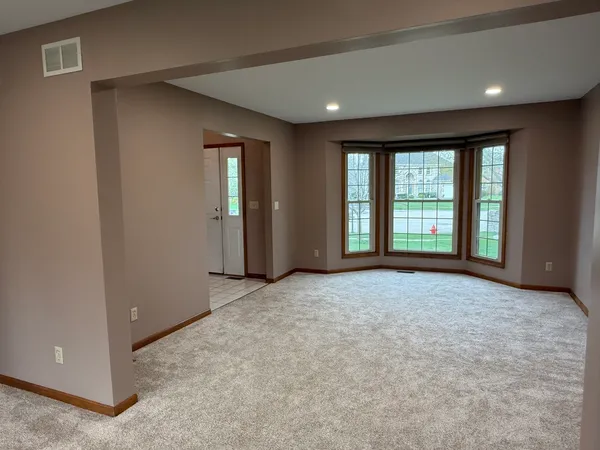 $3,200 | 5106 Turnberry Court, Plainfield, IL 60586