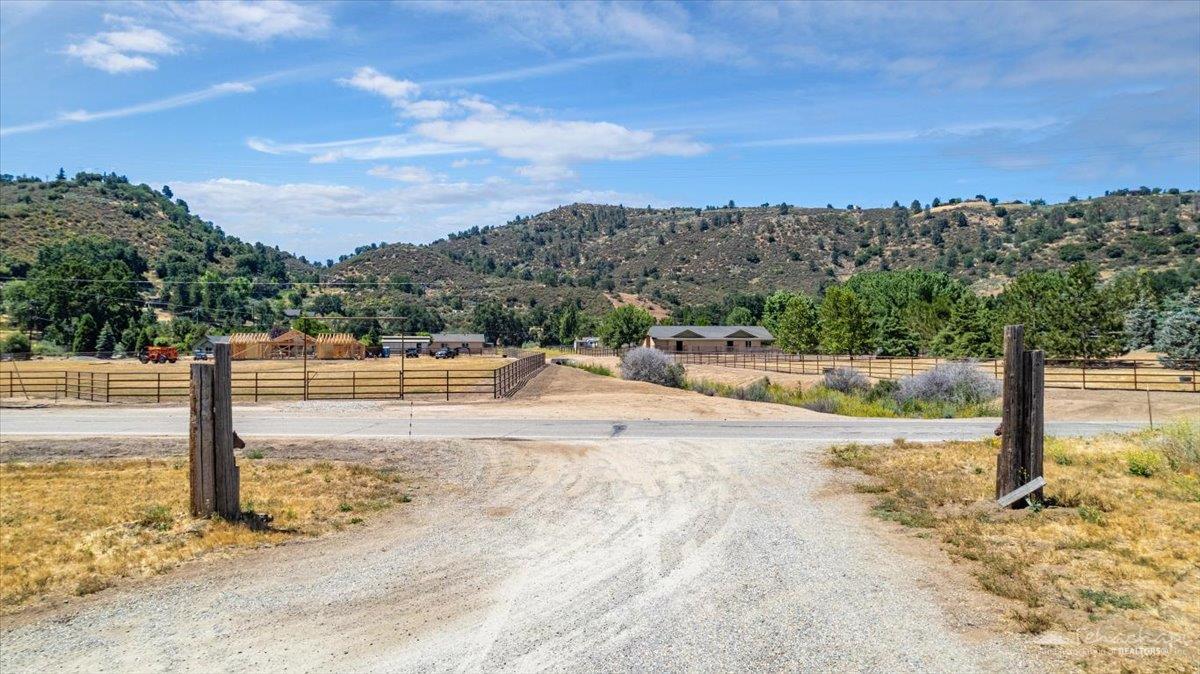 29801 South Lower Valley Road Tehachapi, CA 93561 - Photo 48 of 69 Gallery Image 48