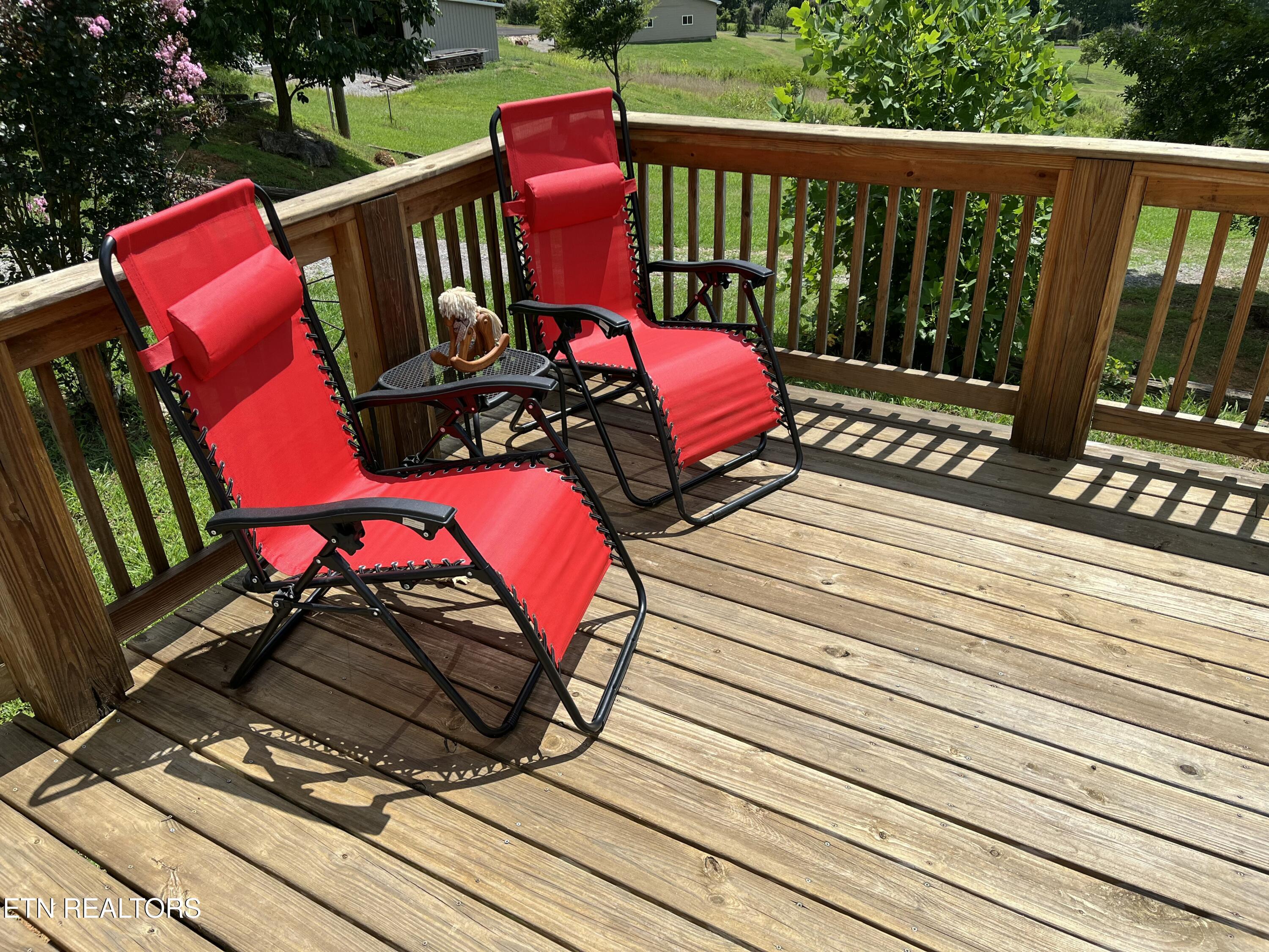 380 Harrison Road Madisonville, TN 37354 - Photo 6 of 22 380 Harrison Rd porch 3