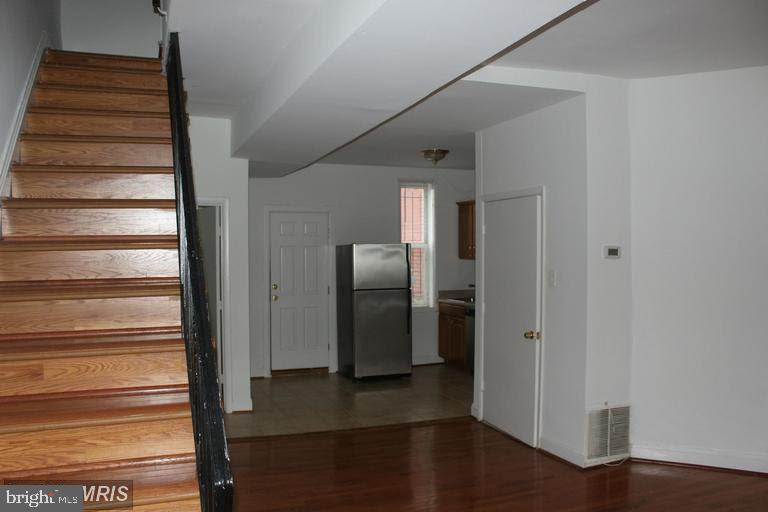 11 N Street Northwest Washington, DC 20001 - Photo 6 of 17 a view of entryway with wooden floor