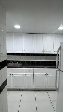 $2,050 | 10090 Northwest 80th Court, Unit 1203, Hialeah Gardens, FL 33016