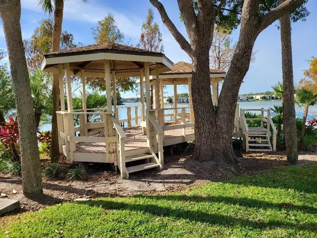 $142,000 | 550 Orange Drive, Unit 1, Altamonte Springs, FL 32701