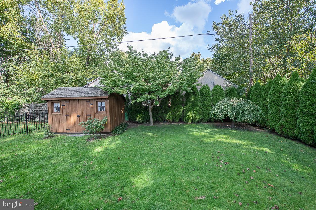 361 Inwood Road Ardmore, PA 19003 - Photo 26 of 31 back yard