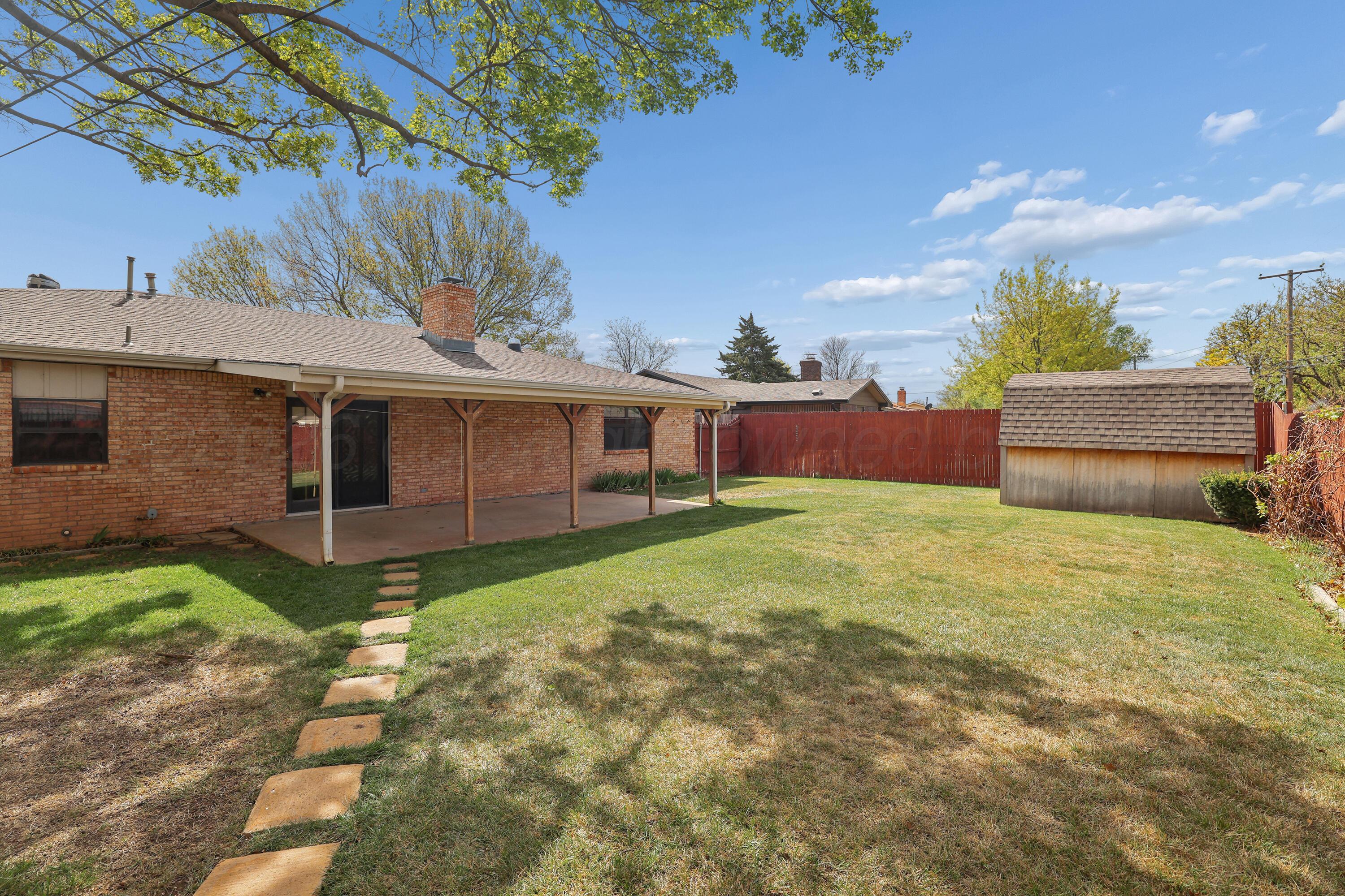 3708 Kingston Road Amarillo, TX 79109 - Photo 30 of 34 31-Backyard