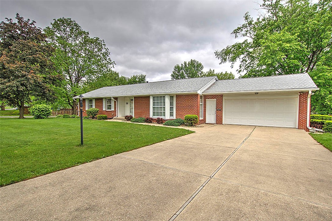 22 Berry Drive Decatur, IL 62526 - Photo 8 of 36 Gallery Image 8