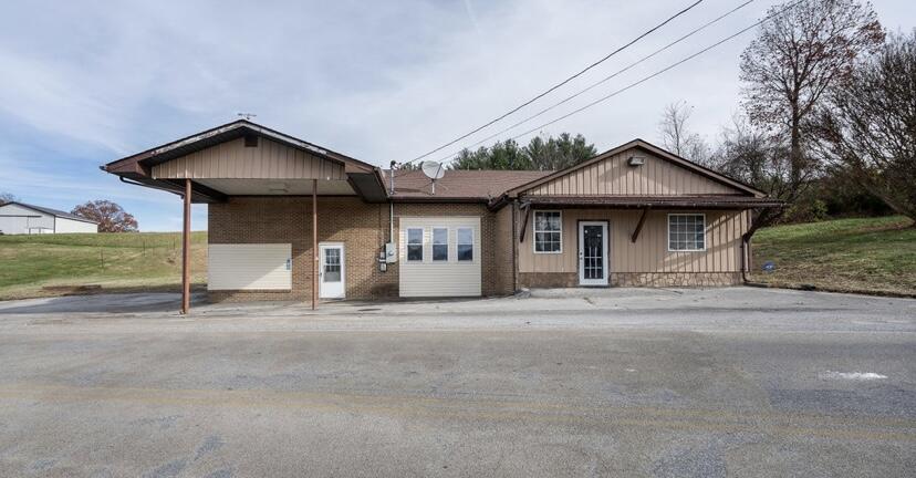 1070 Conklin Road Jonesborough, TN 37659 - Photo 1 of 16 IMG_8686