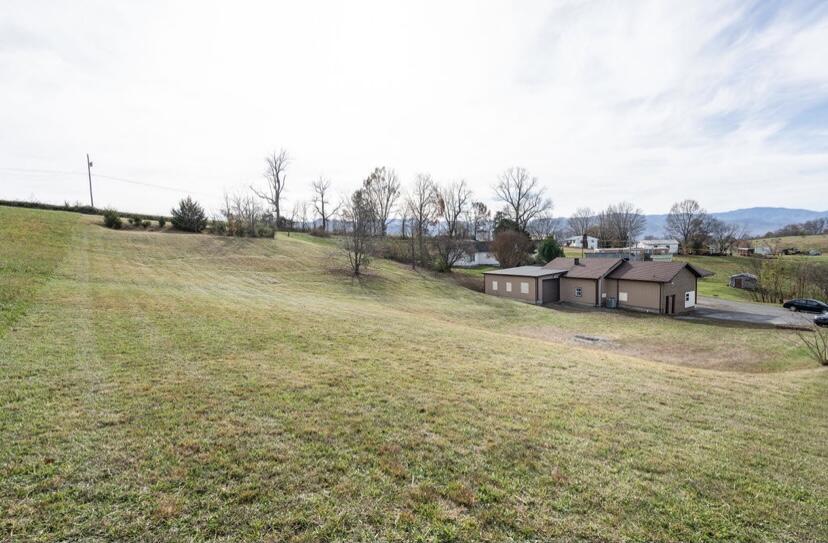 1070 Conklin Road Jonesborough, TN 37659 - Photo 5 of 16 IMG_8689