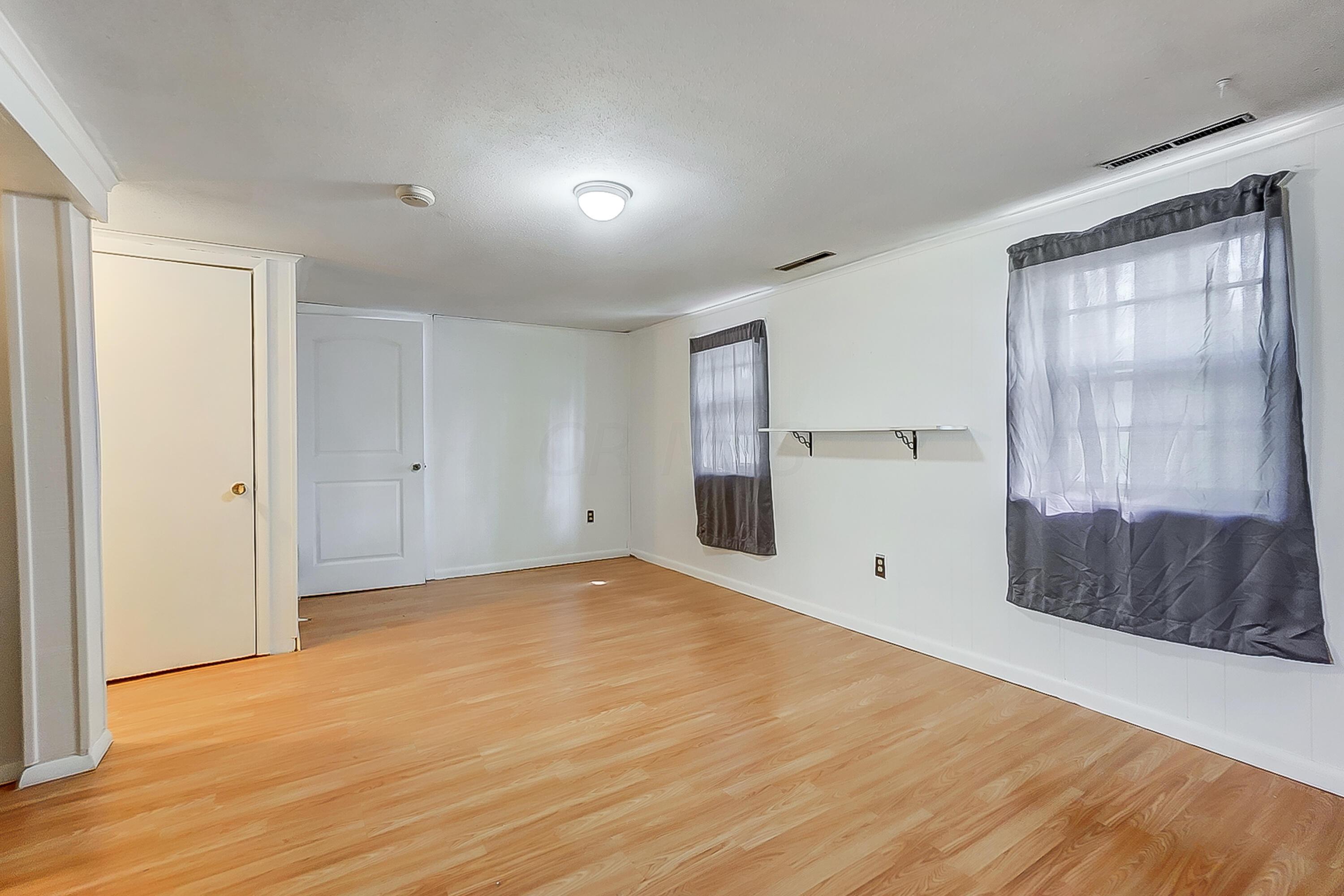 4687 Glendon Road Columbus, OH 43229 - Photo 24 of 30 Family Room