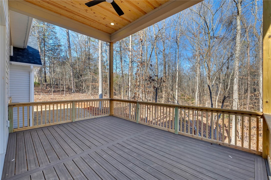 103 Bunker Lane Westminster, SC 29693 - Photo 37 of 43