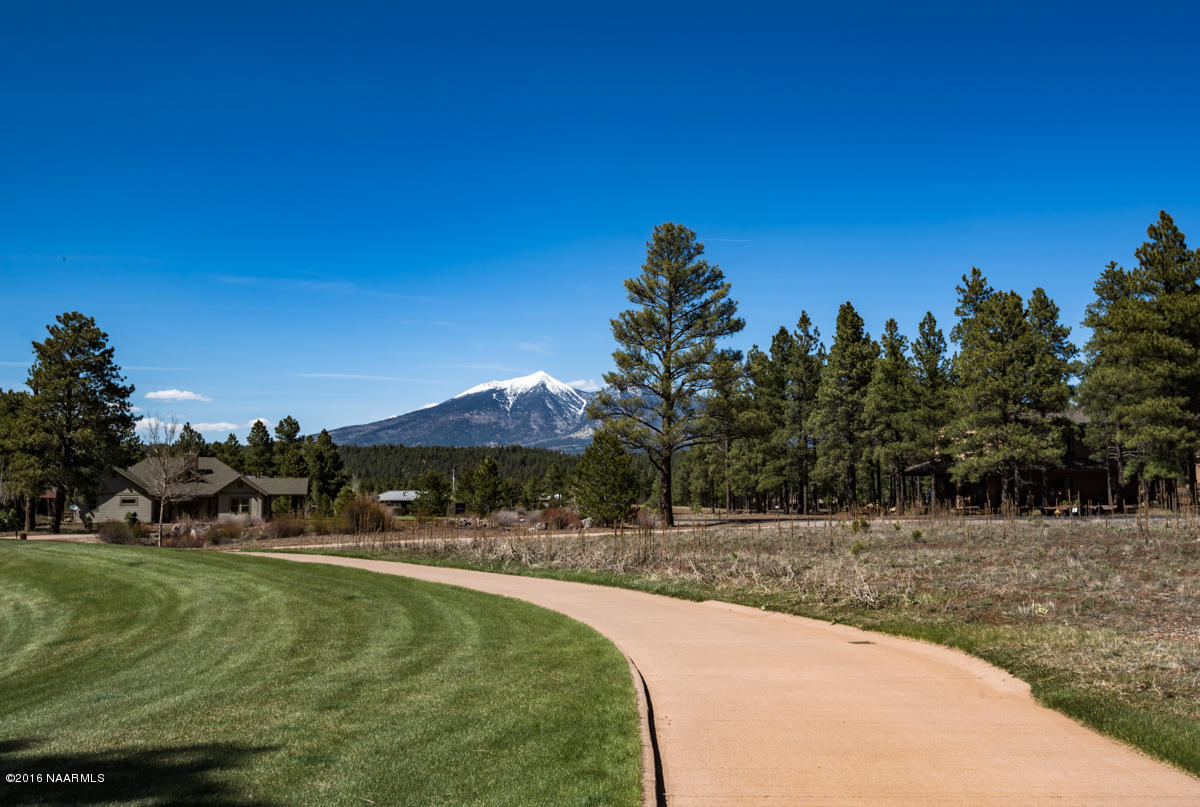 3845 South Flagstaff Ranch Road, Unit 210 Flagstaff, AZ 86005 - Photo 2 of 31 20160504woodward-DSC_1088-Edit