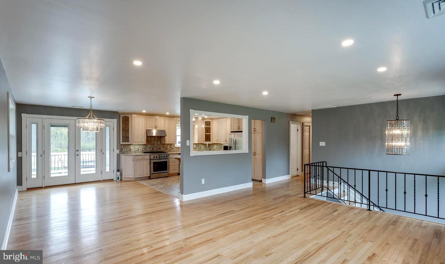 21 Highbridge Road Trenton, NJ 08620 - Photo 11 of 60 Gallery Image 11