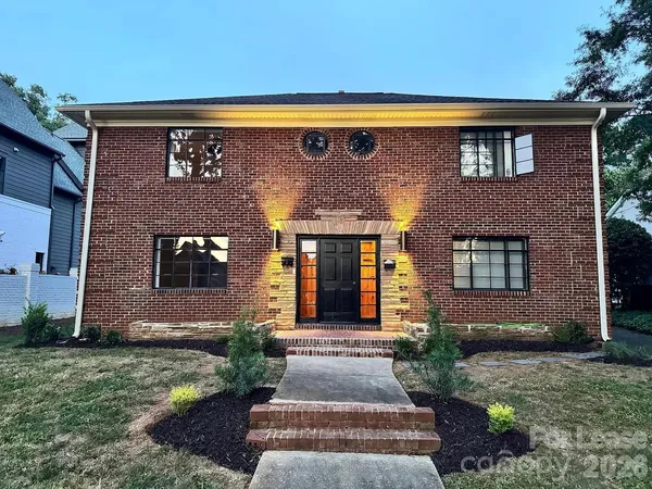 $2,495 | 1221 South Kings Drive, Unit 1, Charlotte, NC 28207