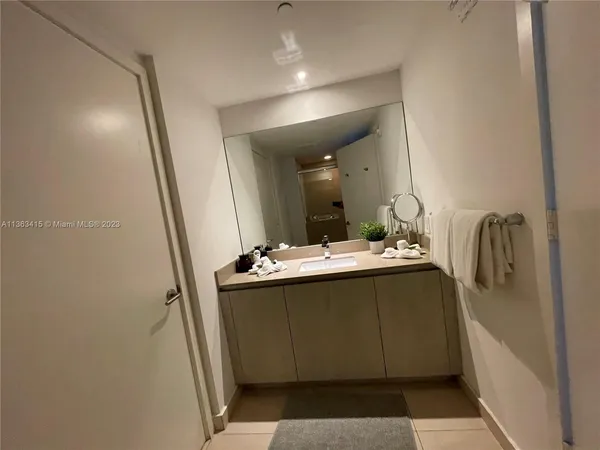 $8,000 | 4111 South Ocean Drive, Unit 1606, Hollywood, FL 33019