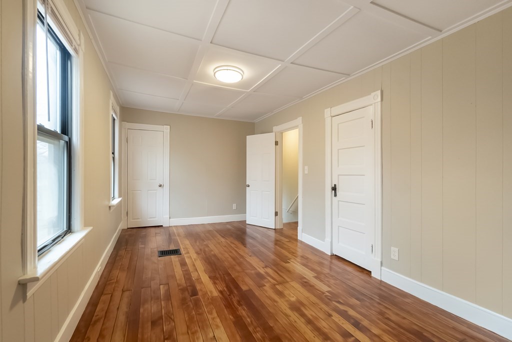 705 Bay Street Springfield, MA 01109 - Photo 21 of 30 Gallery Image 21