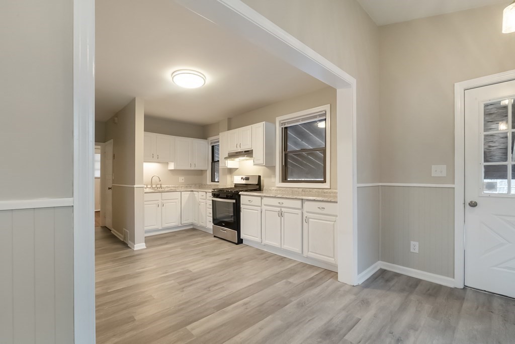 705 Bay Street Springfield, MA 01109 - Photo 7 of 30 Gallery Image 7