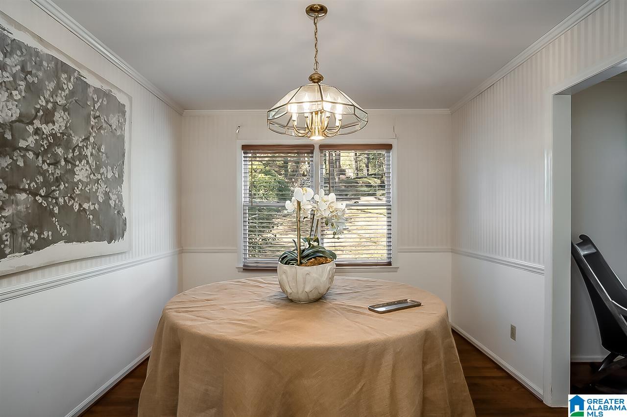 3703 Crestbrook Road Birmingham, AL 35223 - Photo 10 of 35
