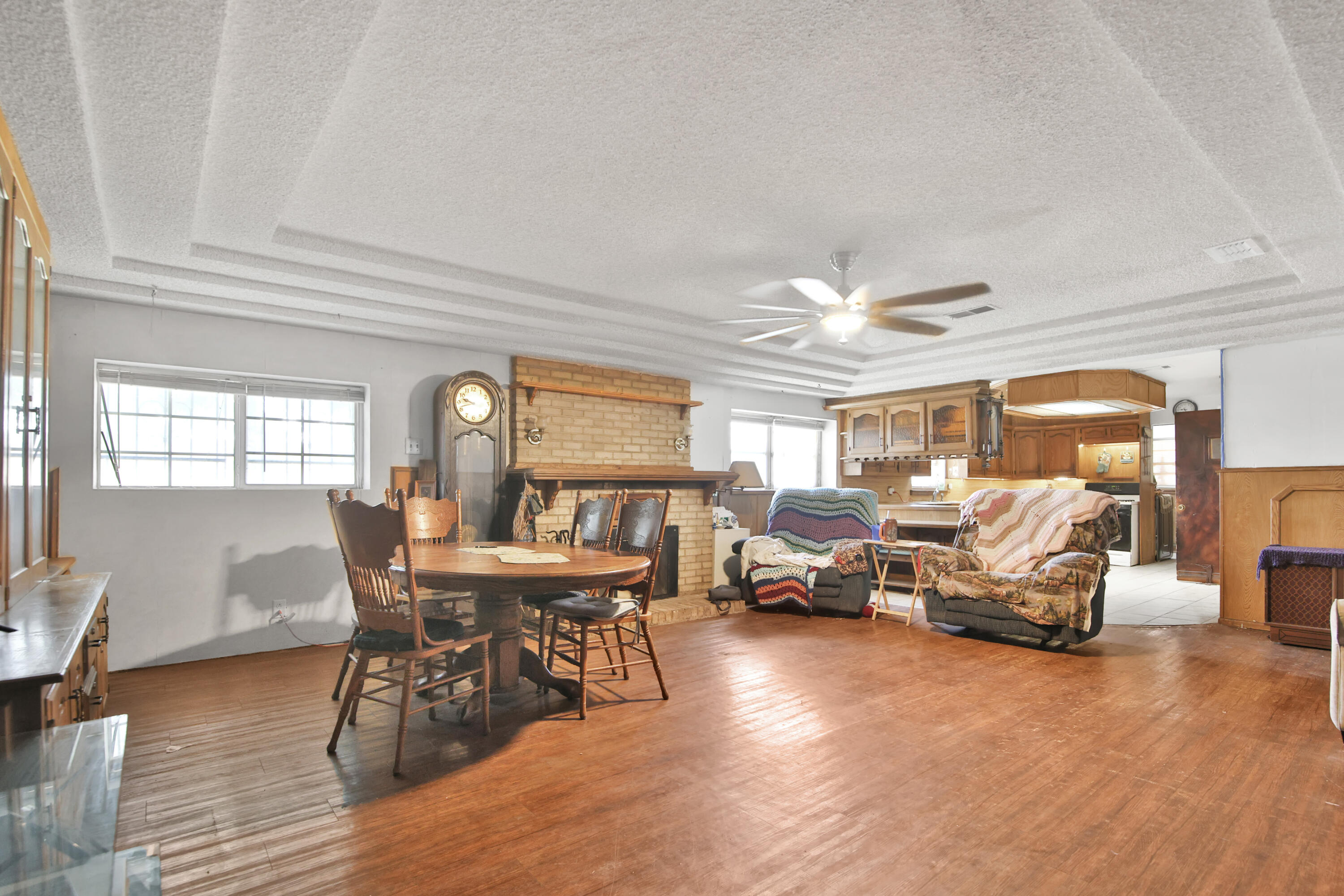 1211 140th Street Lubbock, TX 79423 - Photo 32 of 48 a living room with furniture and a large window
