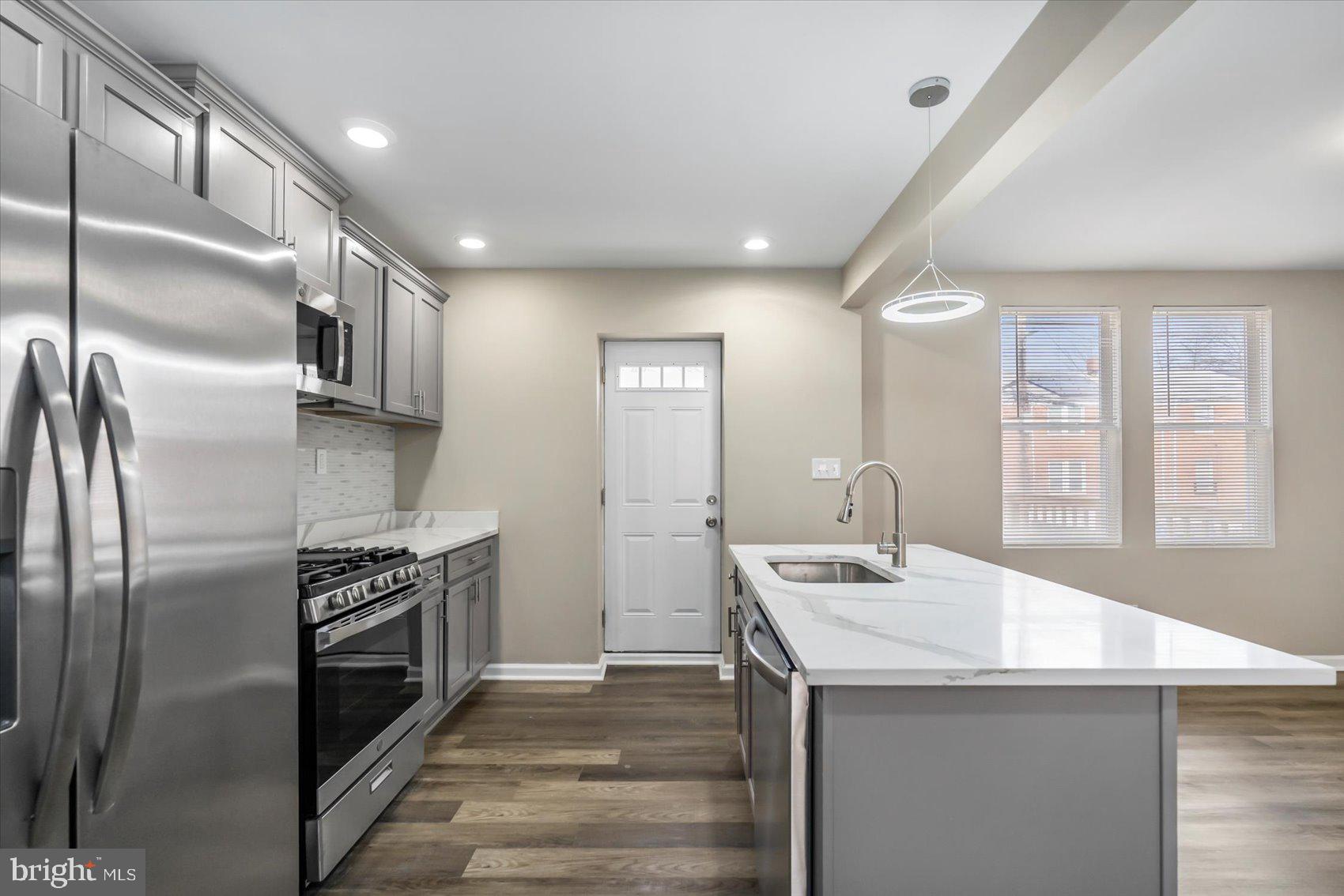 4024 Annellen Road Baltimore, MD 21215 - Photo 14 of 47
